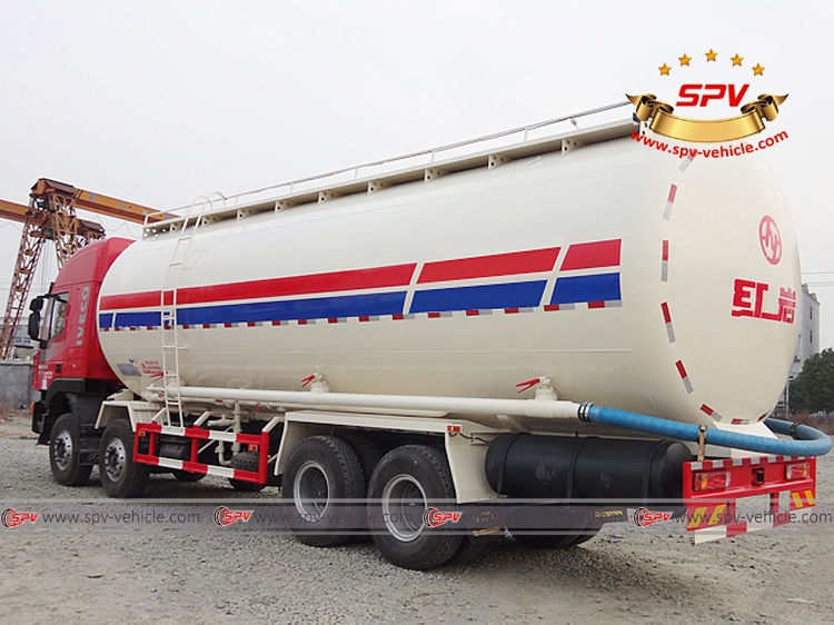 Left Back view of Bulk Powder Tank Truck IVECO